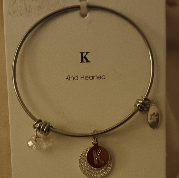 Unwritten K Kind Hearted Charm Bangle Bracelet NWT - Picture 2 of 3